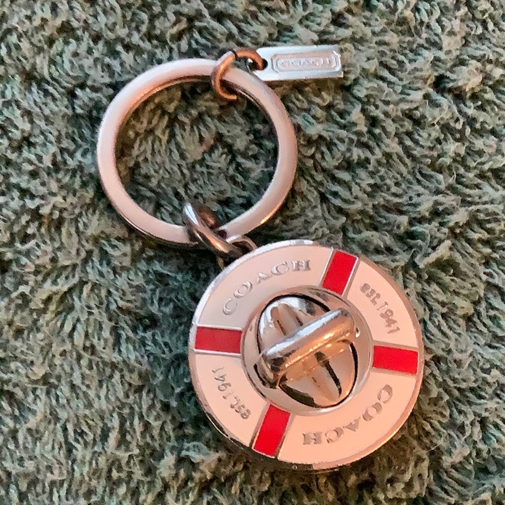 Coach Turnlock keychain
